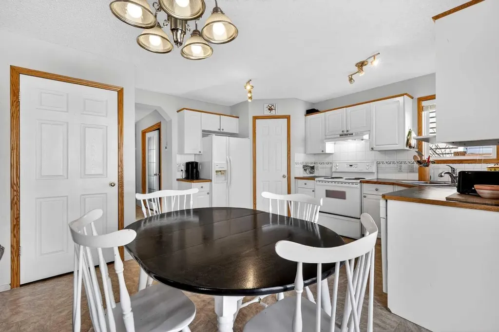 100 Tuscany Way NW Calgary AB T3L 2A4