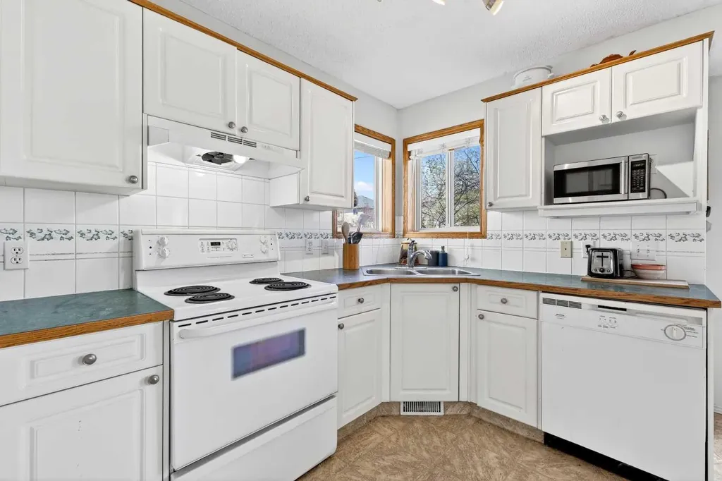100 Tuscany Way NW Calgary AB T3L 2A4