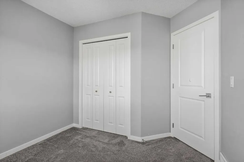 109 Dawson Drive Chestermere AB T1X 1Z8