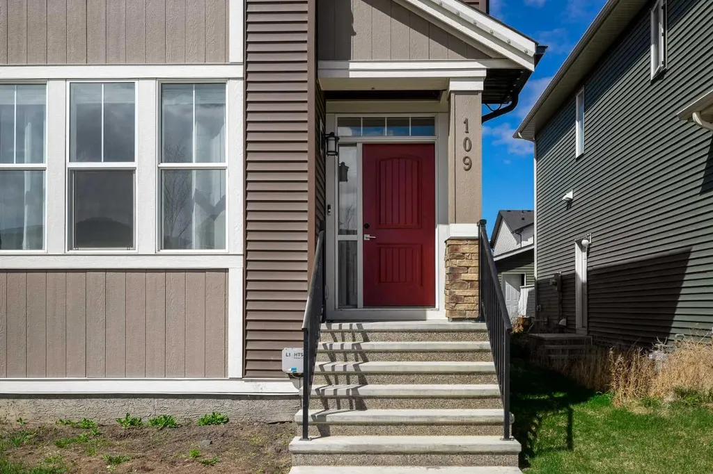 109 Dawson Drive Chestermere AB T1X 1Z8