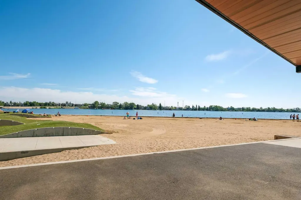 109 Dawson Drive Chestermere AB T1X 1Z8