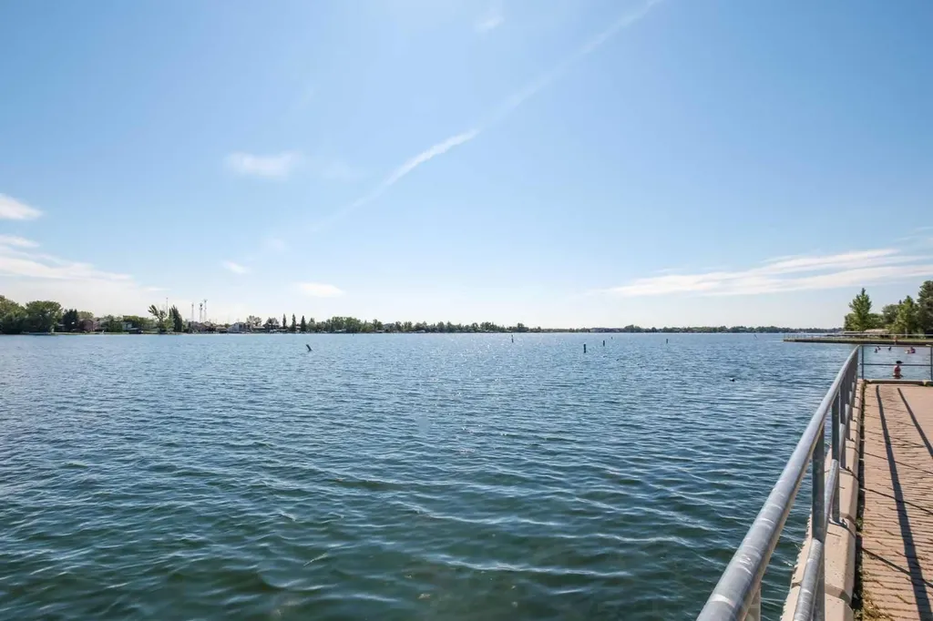 109 Dawson Drive Chestermere AB T1X 1Z8