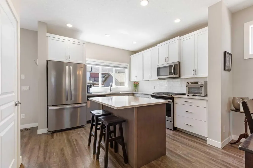 1334 Walden Drive SE Calgary AB T2X2H5