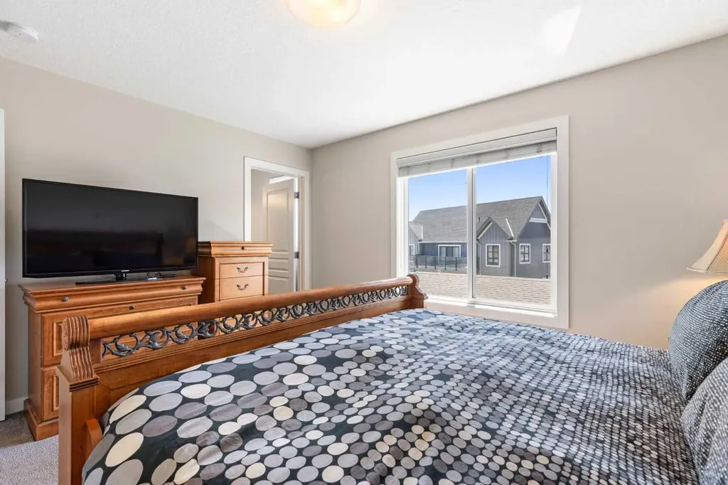 1334 Walden Drive SE Calgary AB T2X2H5