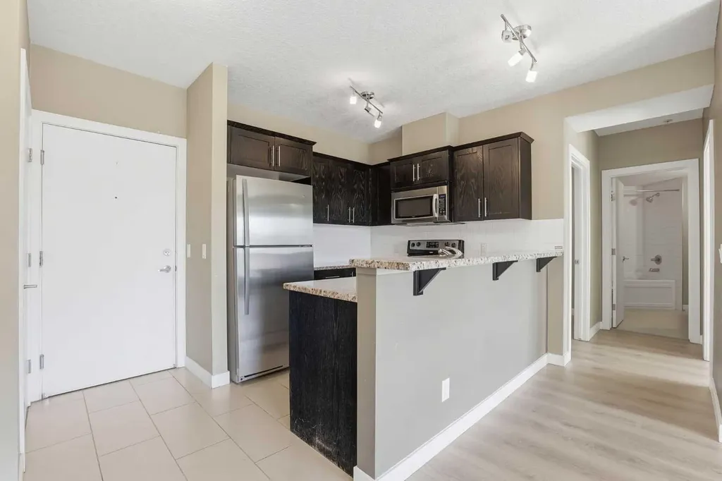 117 19 Avenue NE Calgary AB T2E 1N9