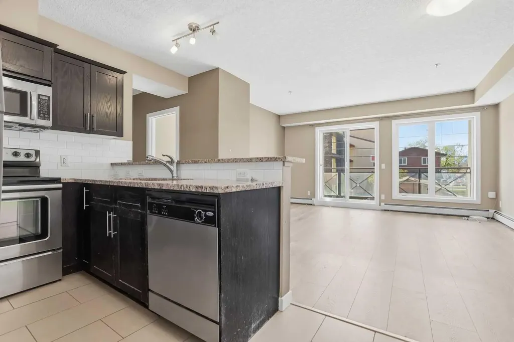 117 19 Avenue NE Calgary AB T2E 1N9