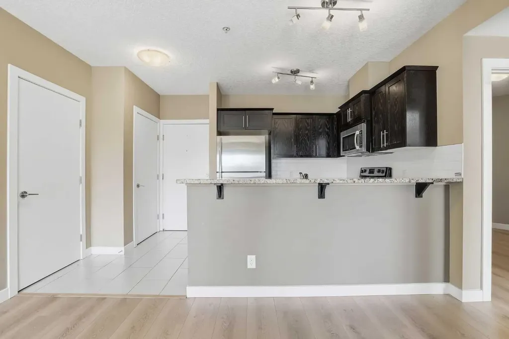 117 19 Avenue NE Calgary AB T2E 1N9