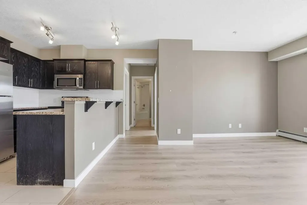 117 19 Avenue NE Calgary AB T2E 1N9