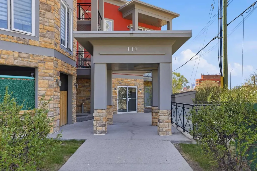 117 19 Avenue NE Calgary AB T2E 1N9