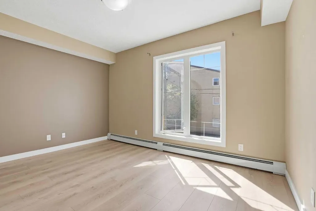 117 19 Avenue NE Calgary AB T2E 1N9