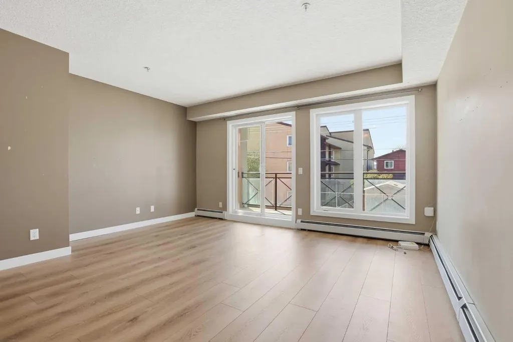 117 19 Avenue NE Calgary AB T2E 1N9