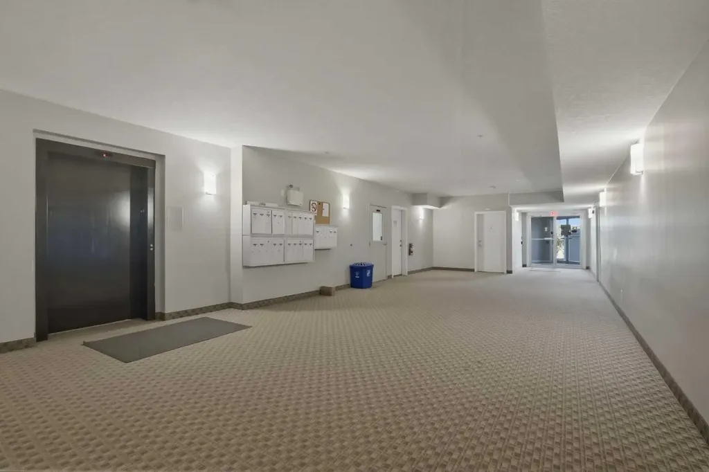 117 19 Avenue NE Calgary AB T2E 1N9