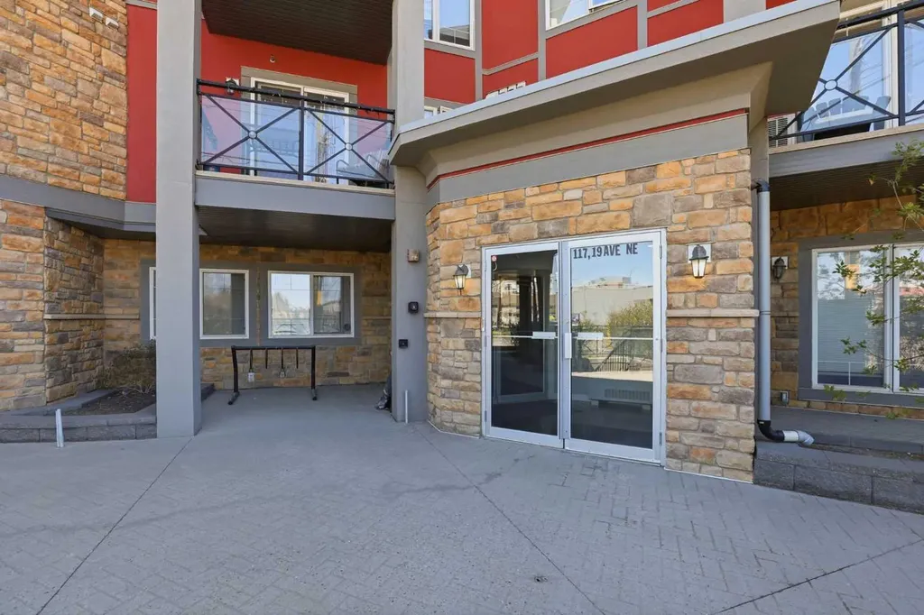 117 19 Avenue NE Calgary AB T2E 1N9