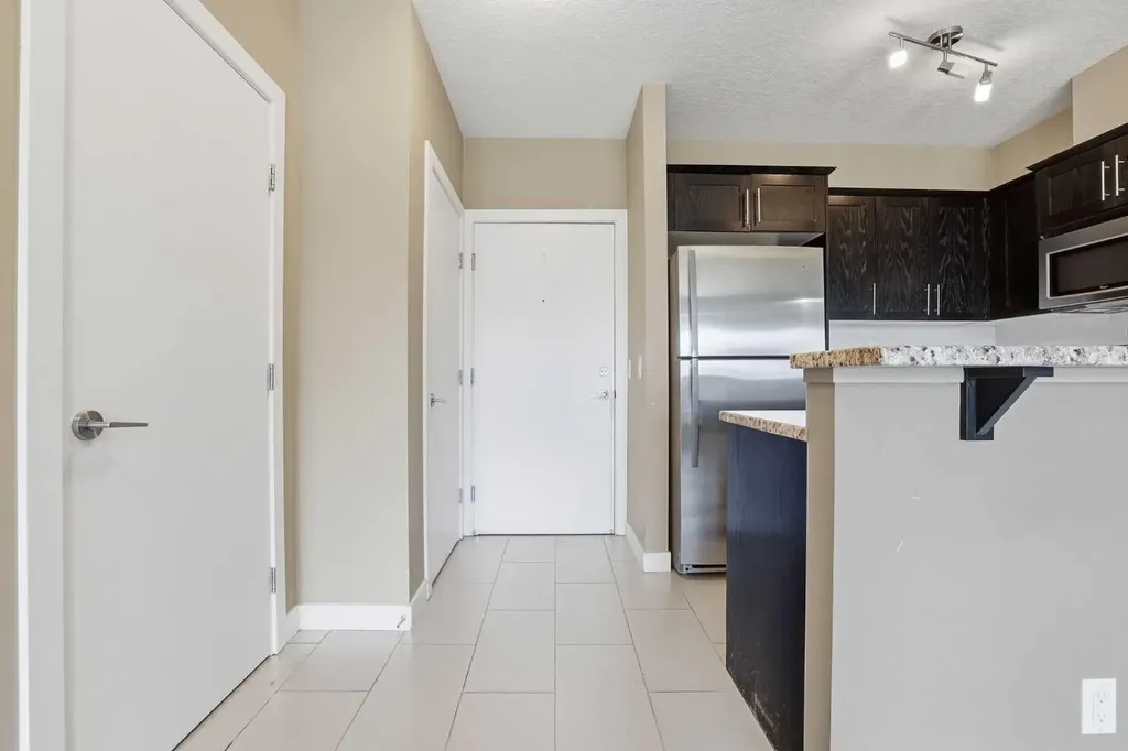 117 19 Avenue NE Calgary AB T2E 1N9