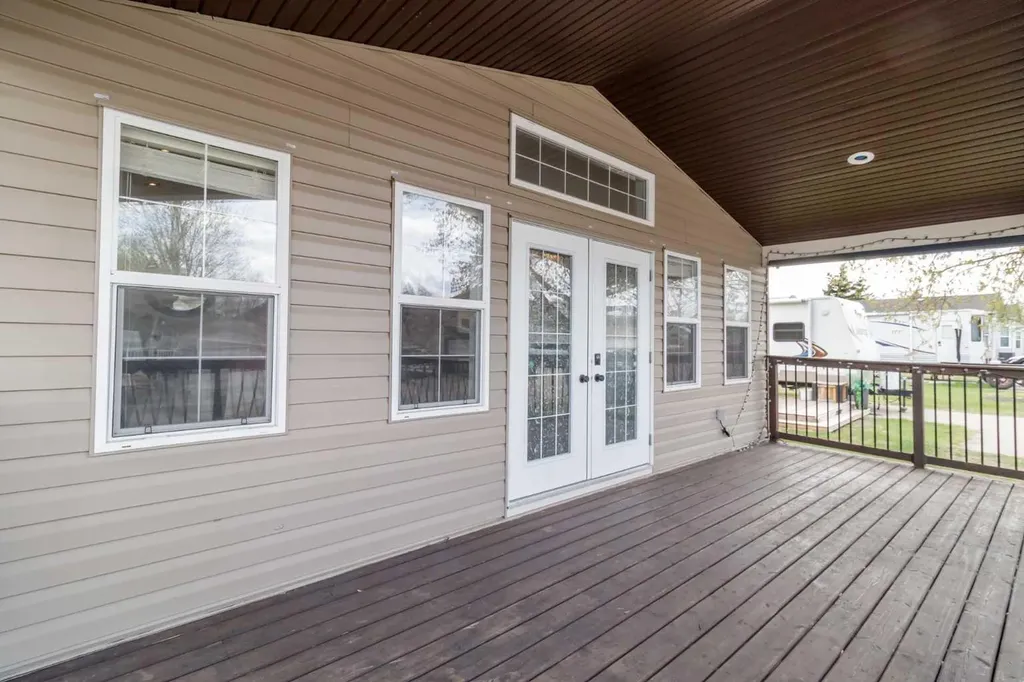 27054 South Pine Lake Road Rural Red Deer County AB T0M1S0
