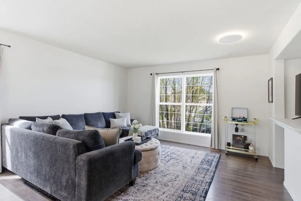 46 Valarosa Drive Didsbury AB T0M0W0