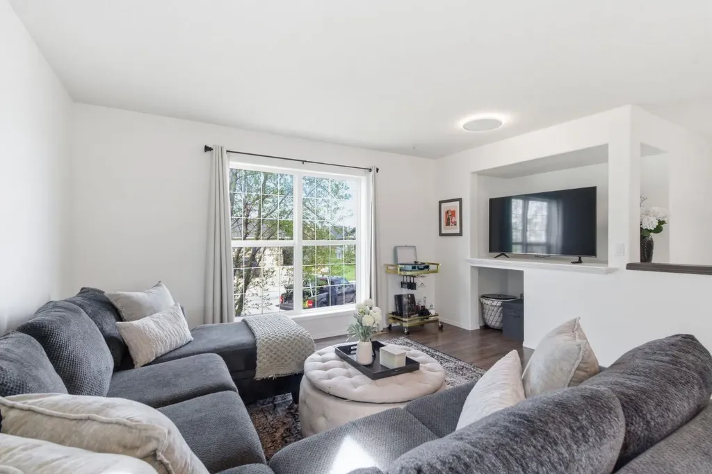 46 Valarosa Drive Didsbury AB T0M0W0