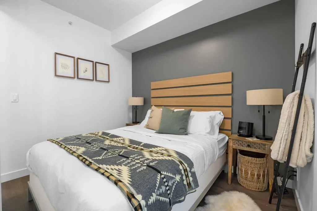 1501 6 Street SW Calgary AB T2R 0Z7