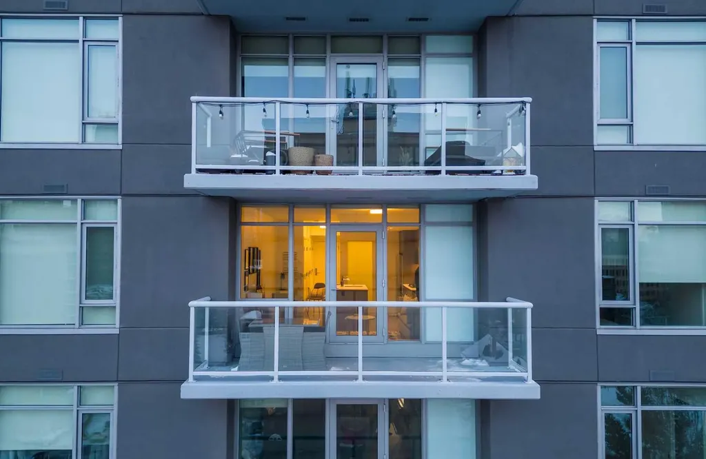 1501 6 Street SW Calgary AB T2R 0Z7