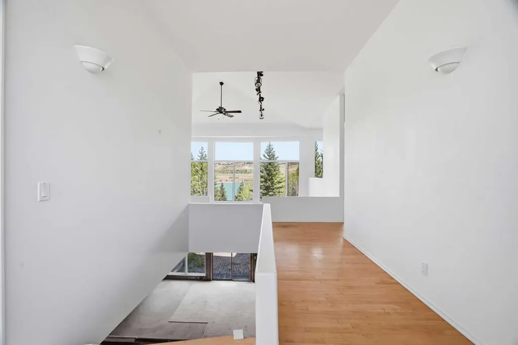 182 Emerald Bay Drive Rural Rocky View County AB T3Z 1E2