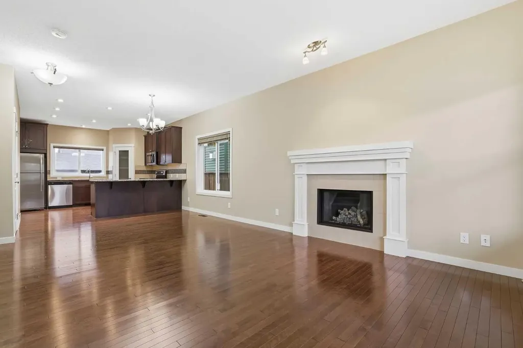 37 Nolanfield Manor NW Calgary AB T3R 0M3