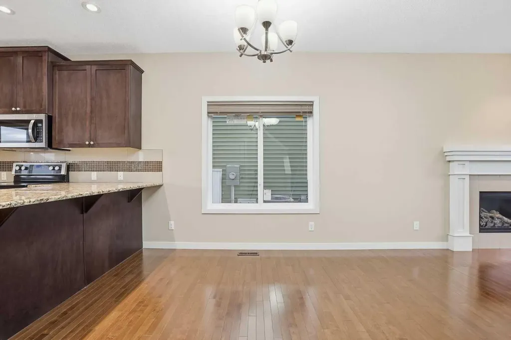 37 Nolanfield Manor NW Calgary AB T3R 0M3