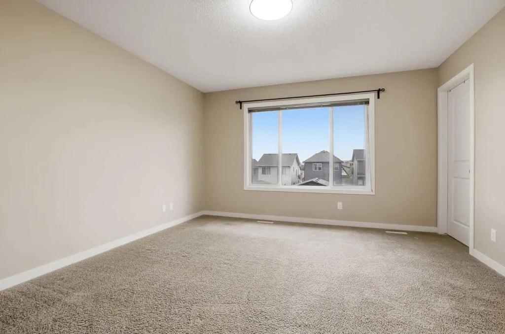 37 Nolanfield Manor NW Calgary AB T3R 0M3