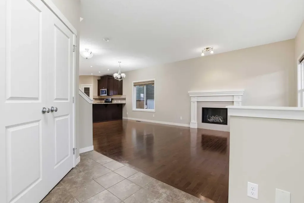 37 Nolanfield Manor NW Calgary AB T3R 0M3