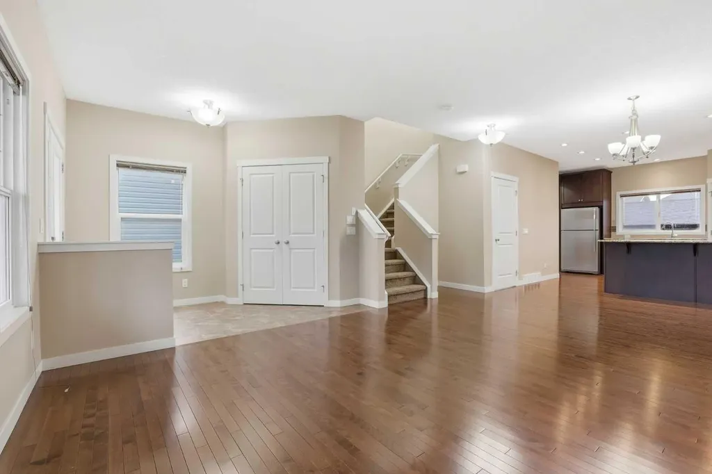 37 Nolanfield Manor NW Calgary AB T3R 0M3