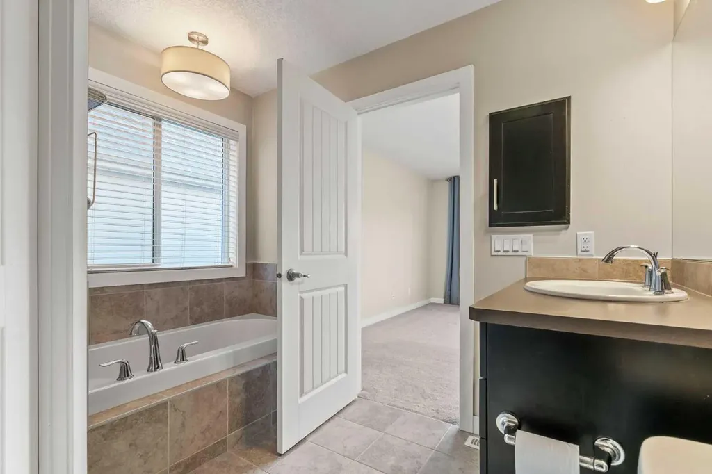 2306 Bayside Circle SW Airdrie AB T4B 0V4