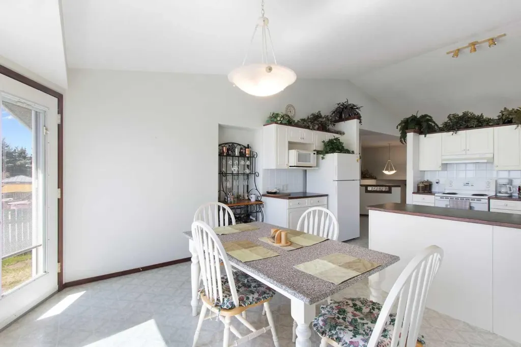 2 Madison Court Strathmore AB T1P 1M5