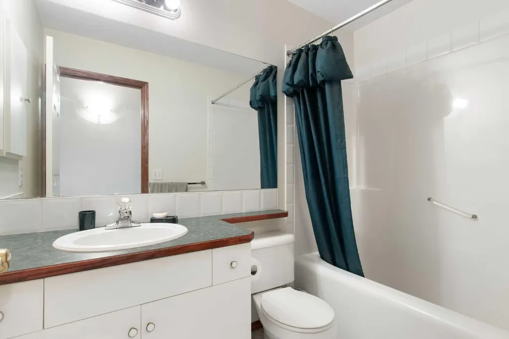 2 Madison Court Strathmore AB T1P 1M5