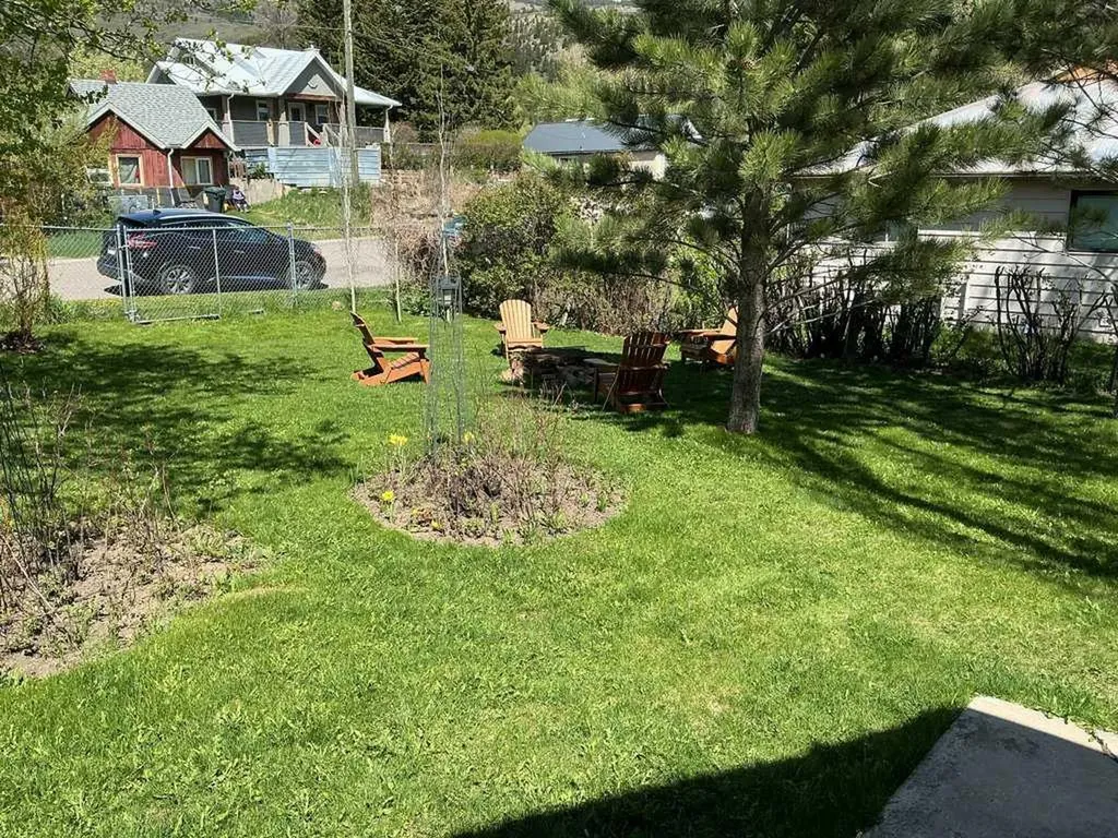 2209 210 N Bellevue AB T0K0C0