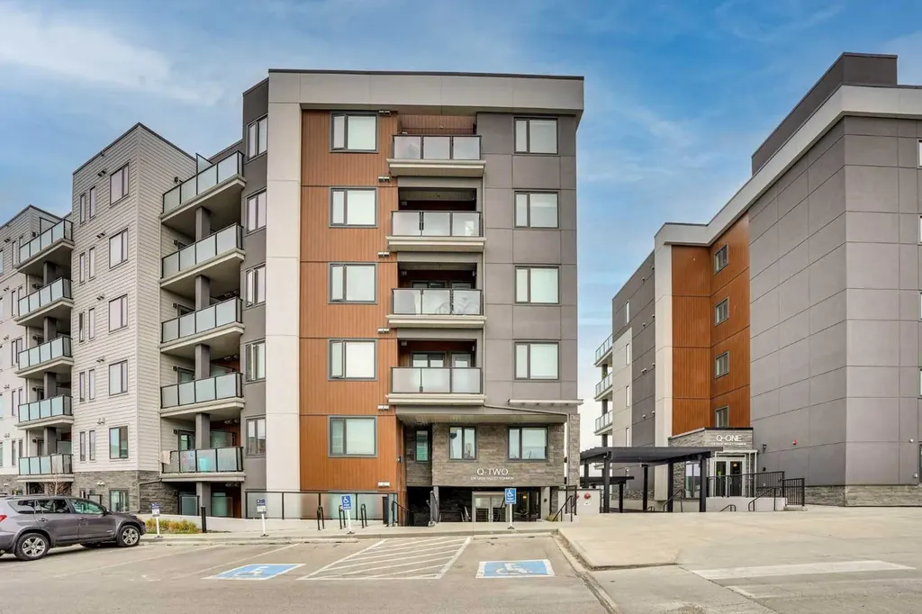 238 Sage Valley Common NW Calgary AB T3K 1X9