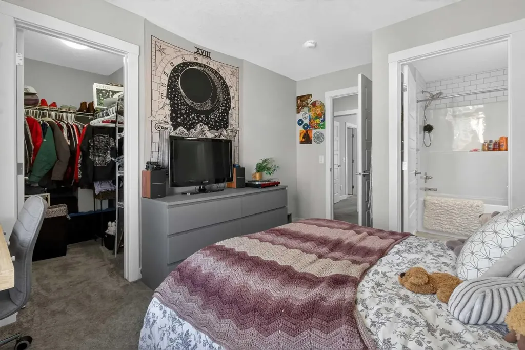 241 Auburn Meadows Drive SE Calgary AB T3M 2S1