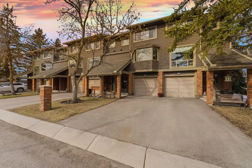 99 Midpark Gardens SE Calgary AB T2X1L5