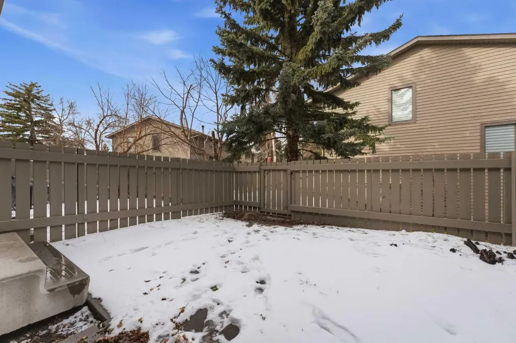 99 Midpark Gardens SE Calgary AB T2X1L5