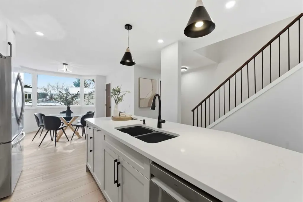 99 Midpark Gardens SE Calgary AB T2X1L5