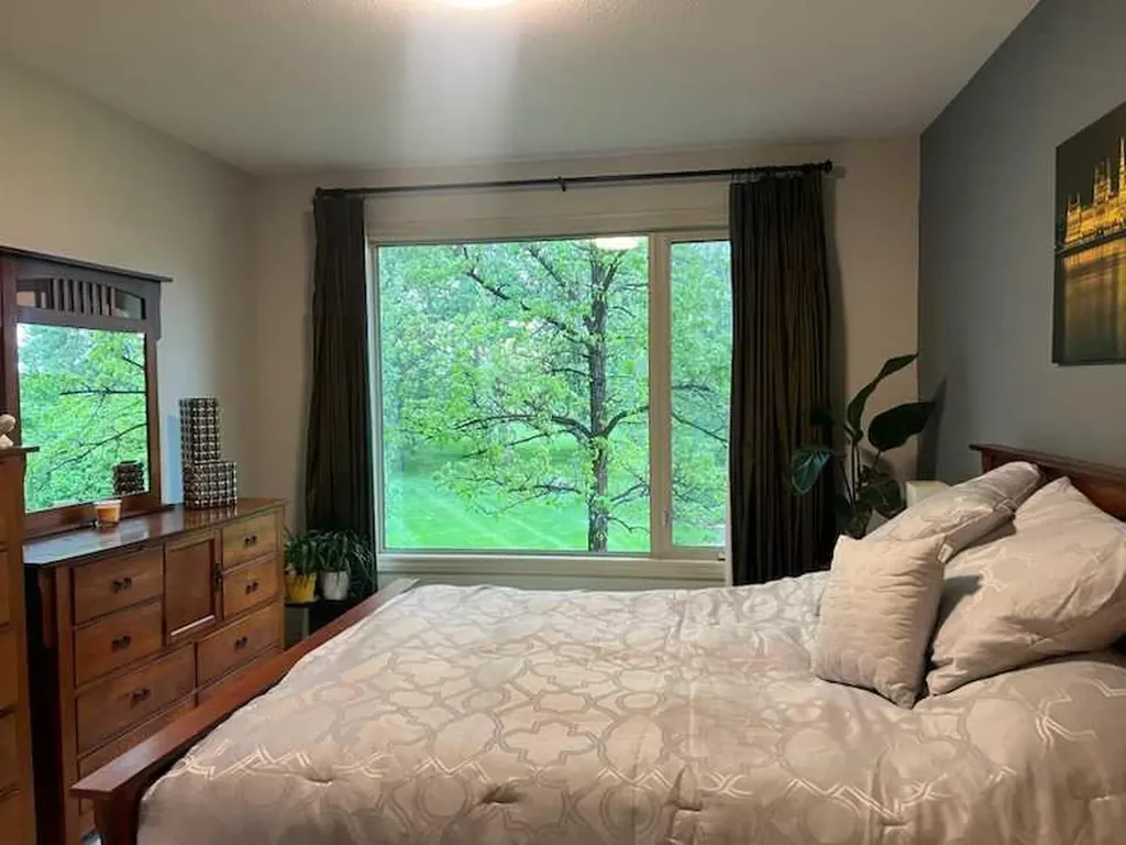 30 Meadow Pointe Drive Heritage Pointe AB T1S 3M8