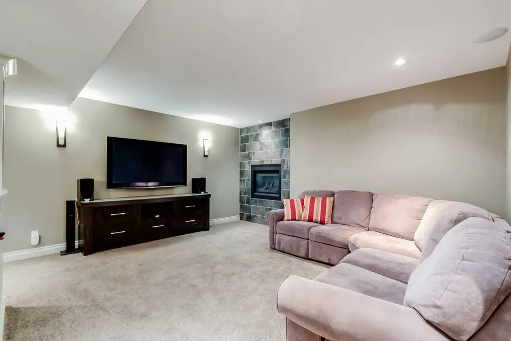 30 Meadow Pointe Drive Rural Foothills County AB T1S 3M8