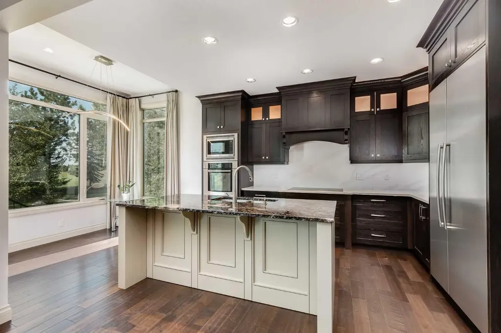30 Meadow Pointe Drive Heritage Pointe AB T1S 3M8