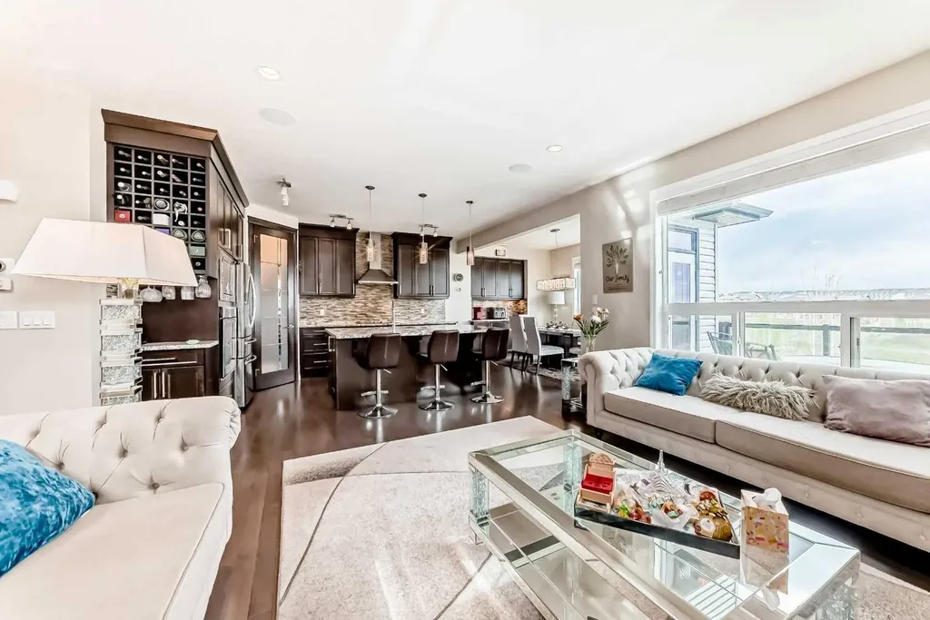 91 Nolanfield Crescent NW Calgary AB T3R 0L6