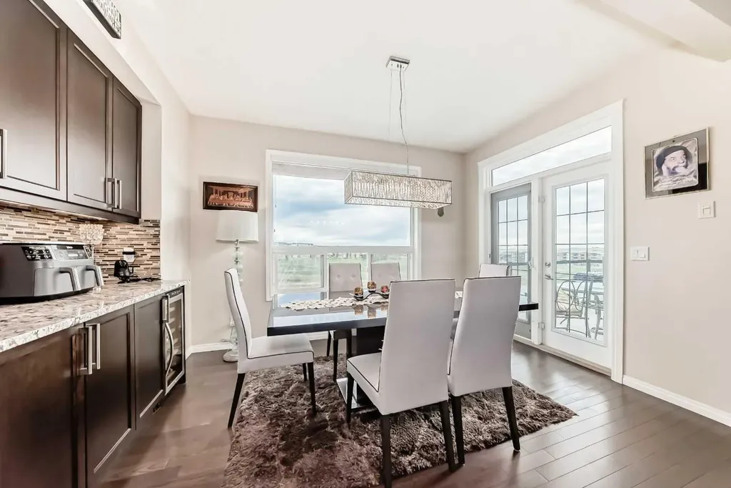 91 Nolanfield Crescent NW Calgary AB T3R 0L6