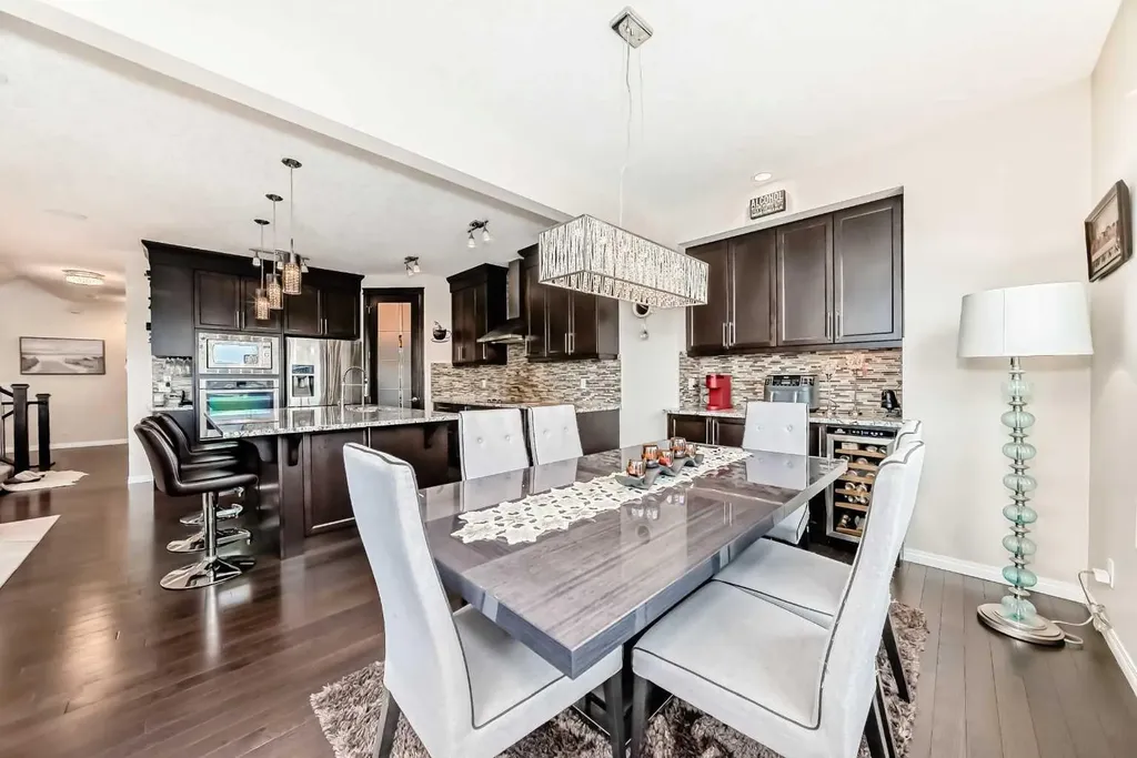 91 Nolanfield Crescent NW Calgary AB T3R 0L6