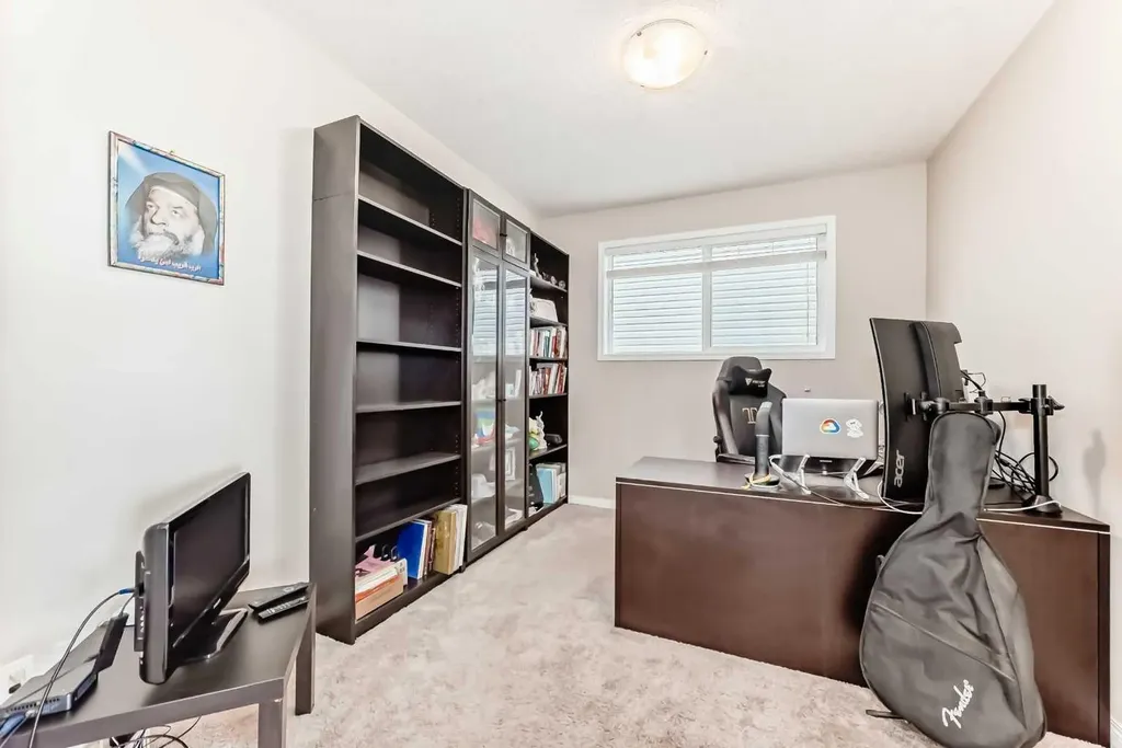 91 Nolanfield Crescent NW Calgary AB T3R 0L6