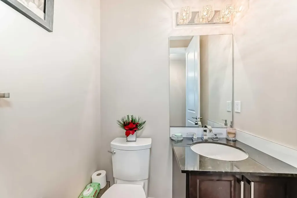 91 Nolanfield Crescent NW Calgary AB T3R 0L6