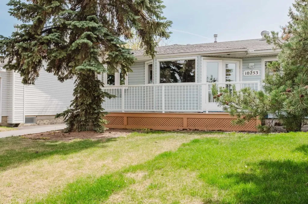 10253 112 Avenue Grande Prairie AB T8V 1V9