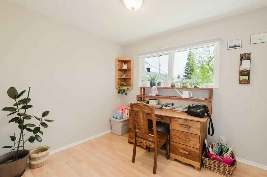 10253 112 Avenue Grande Prairie AB T8V 1V9