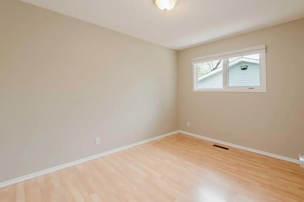 10253 112 Avenue Grande Prairie AB T8V 1V9