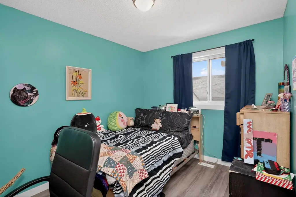 38 Canoe Circle SW Airdrie AB T4B2L6